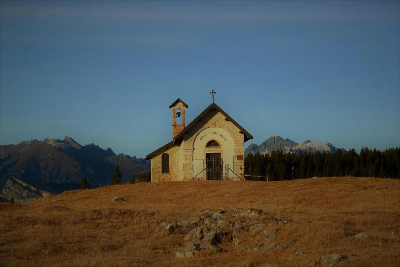 Hotel Alpi - Foza 2*,  Italia
