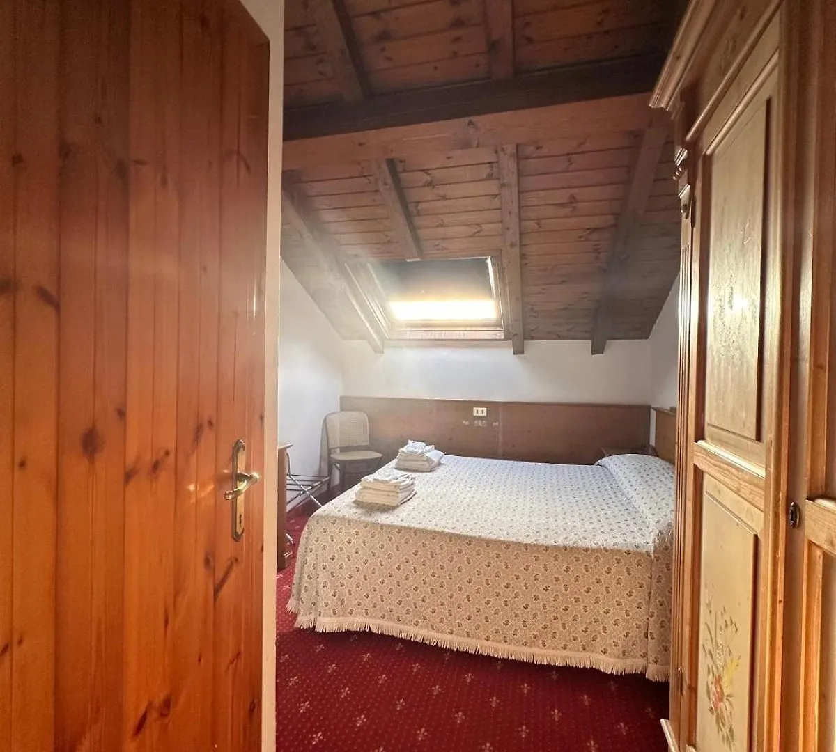 Hotel Alpi - Foza 2*,  Italia